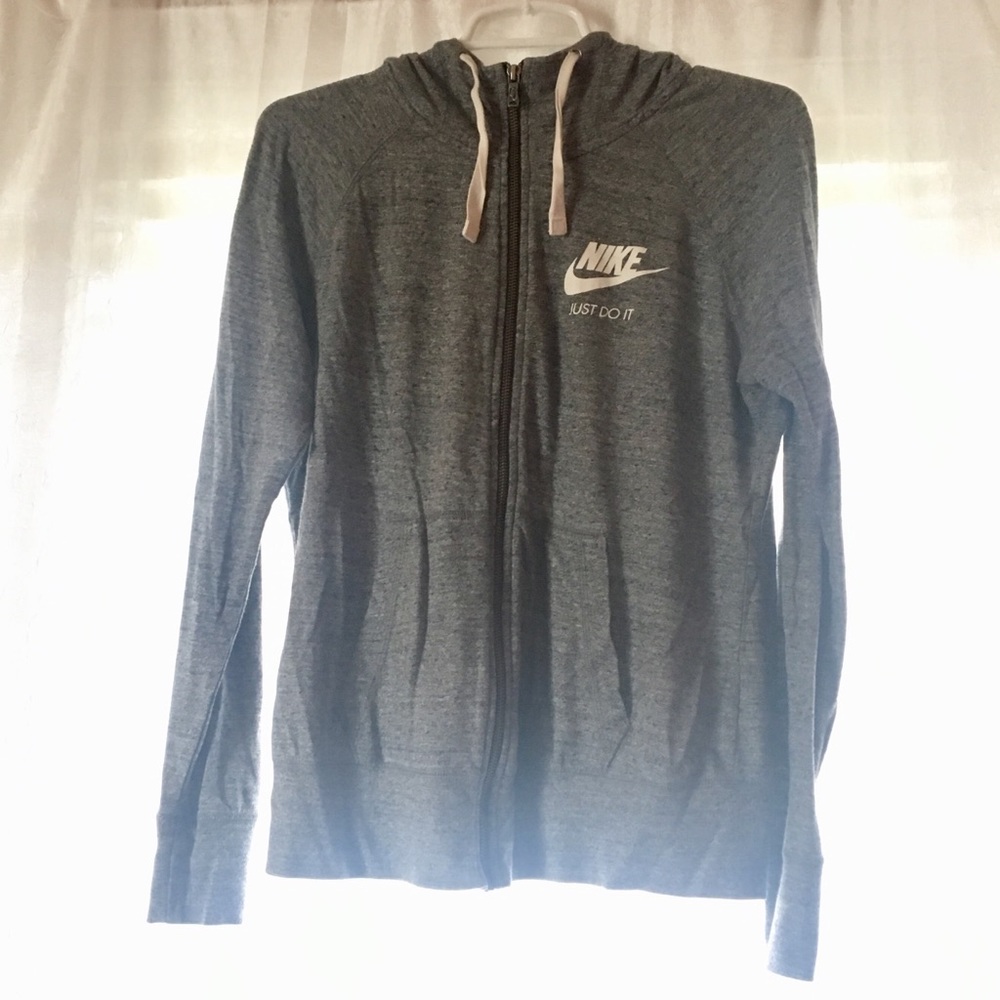 Nike zip up !!